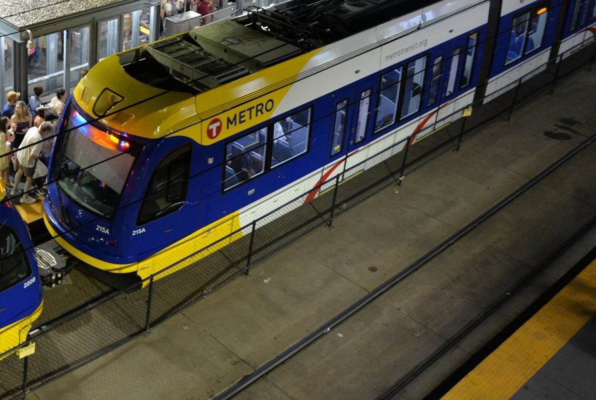 Man Fatally Shot on Green Line Train in Saint Paul