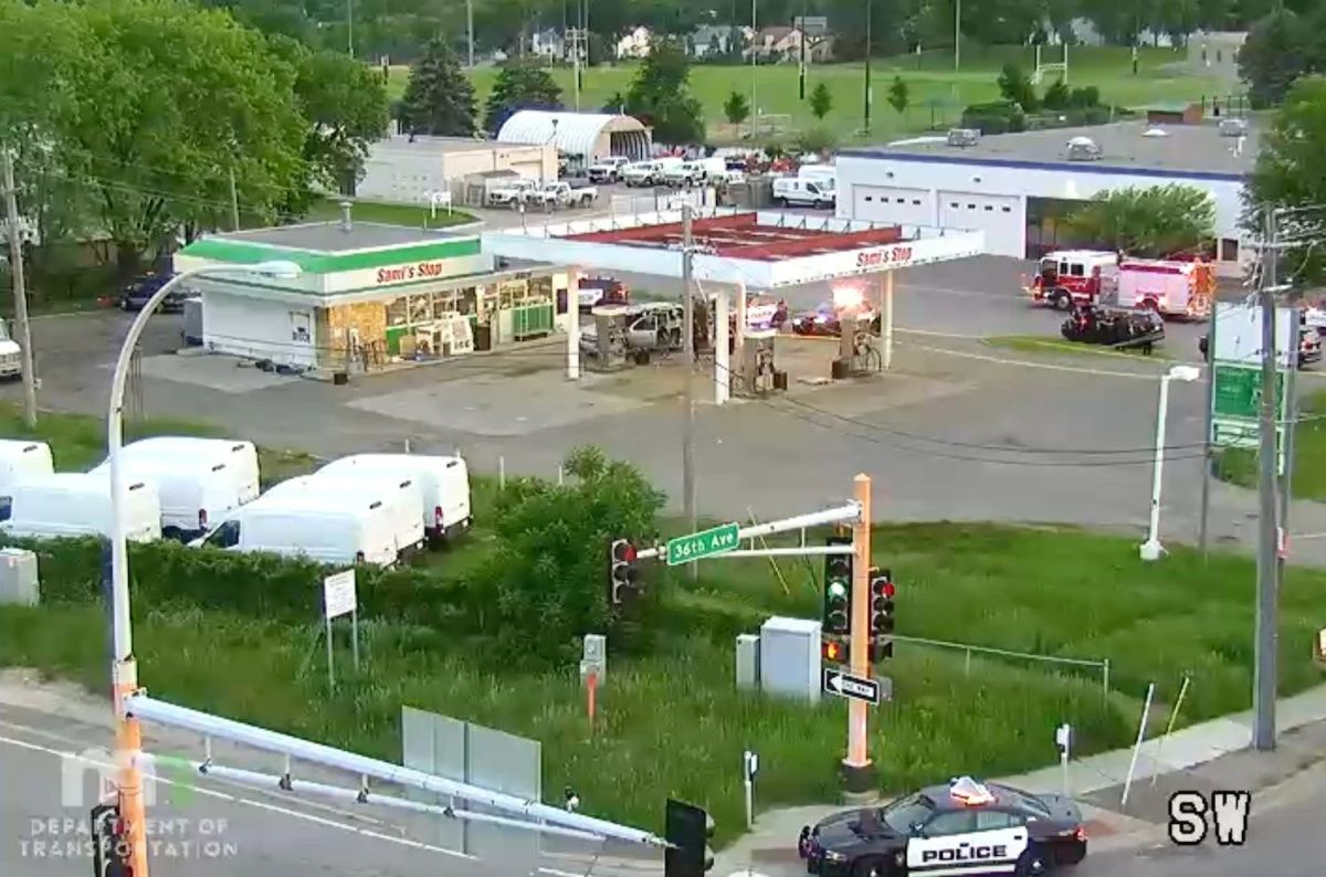 Man Fatally Shot Outside Plymouth Gas Station