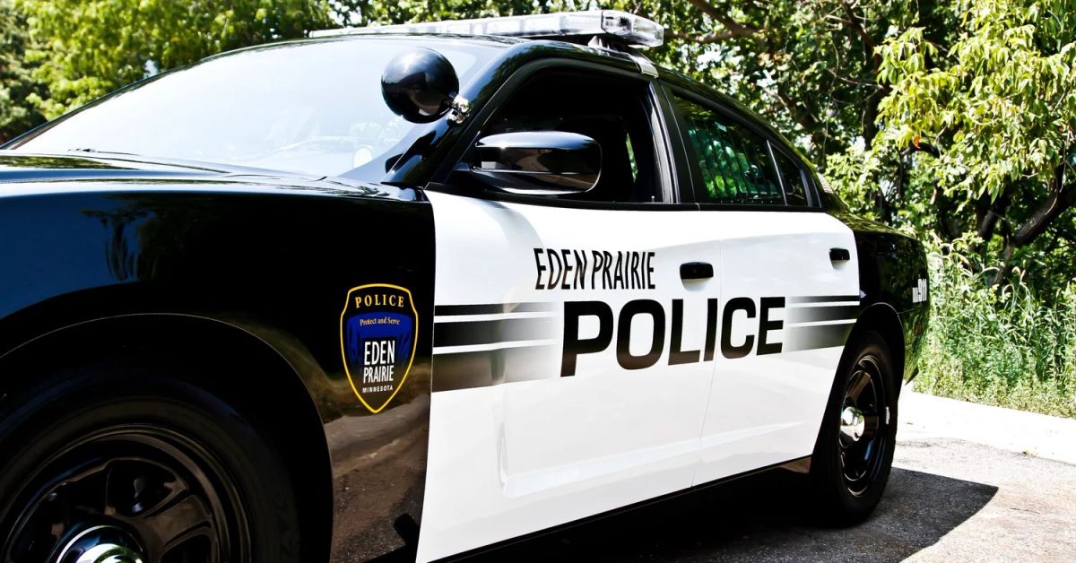 2 Dead After Driver Crashes While Fleeing Police