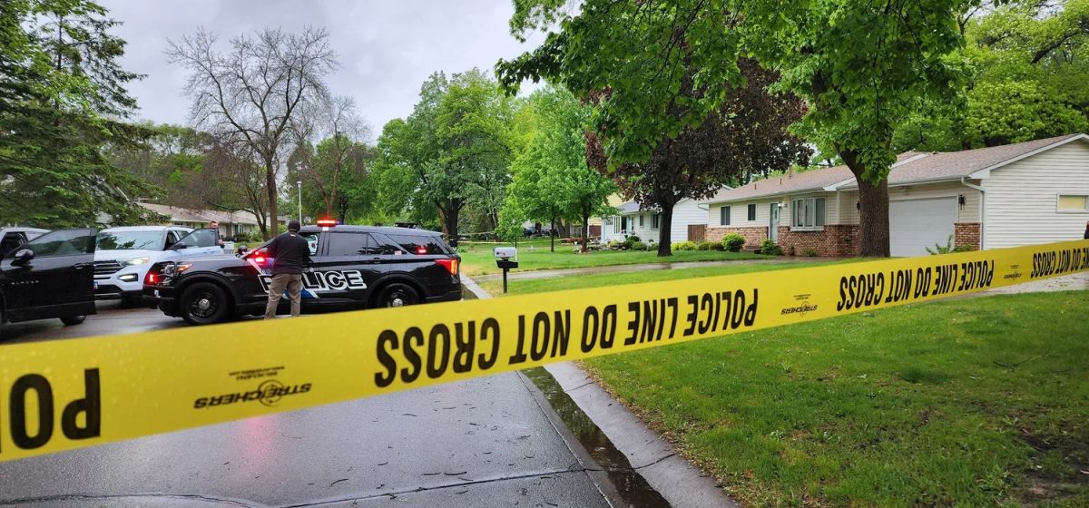 Police Fatally Shoot Knife-Wielding Man in Coon Rapids Standoff