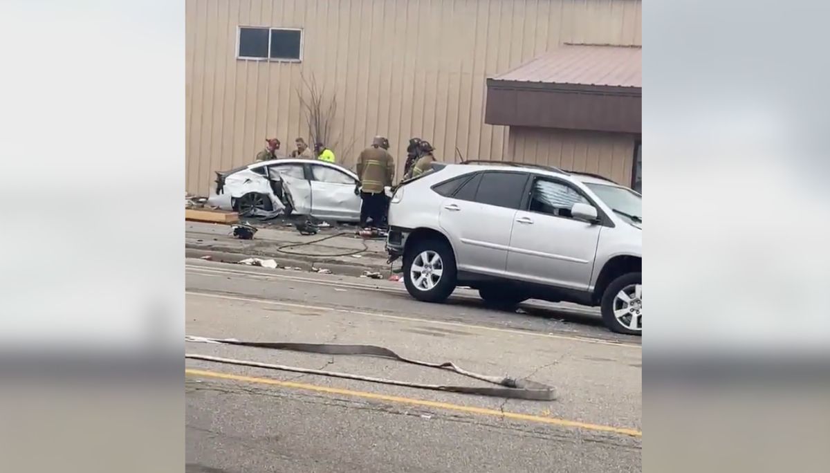 19-year-old Charged After Crashing Tesla, Injuring 4