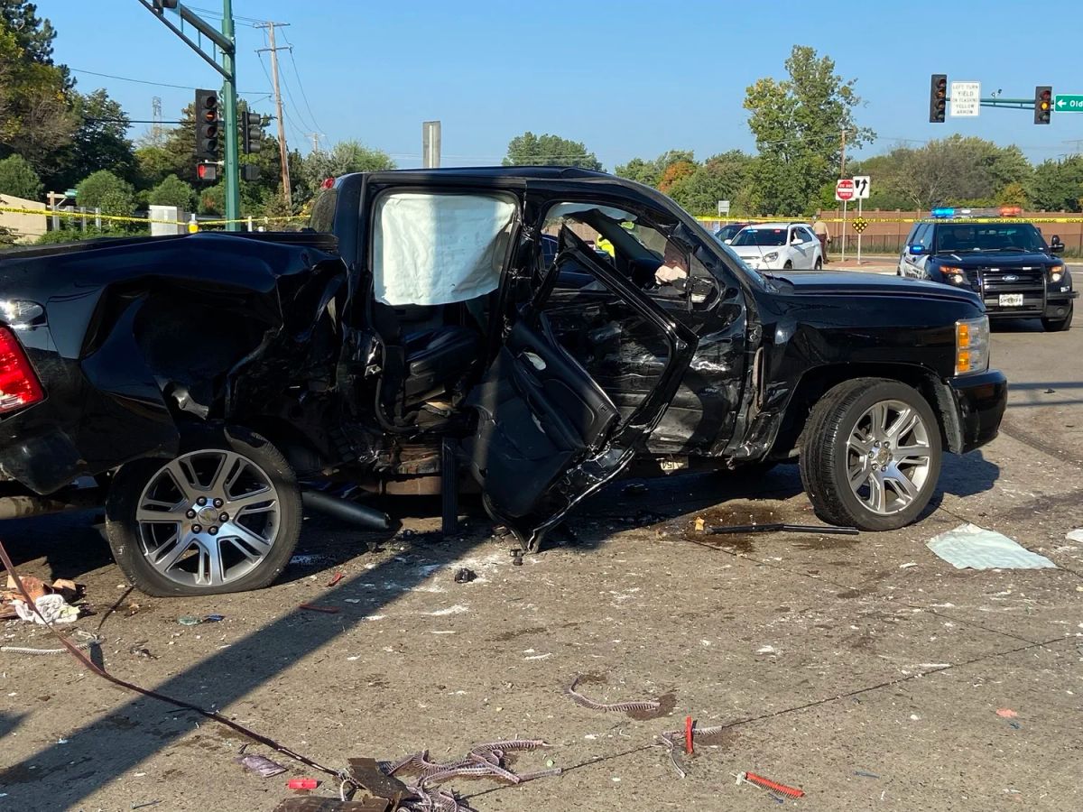 2 Dead in Ramsey County Crashes Just Minutes Apart