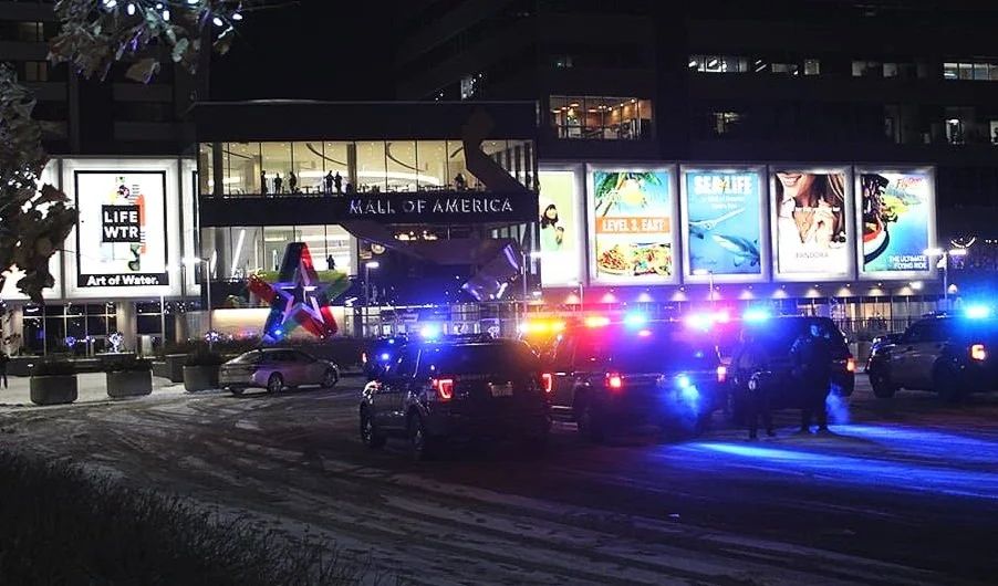 2 Injured in Shooting at Mall of America on New Year’s Eve