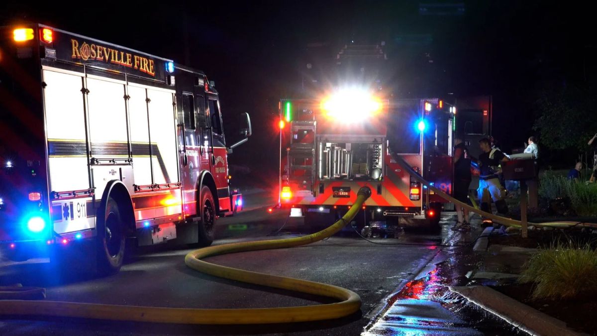Roseville Firefighters Battle Home, Garage Fires