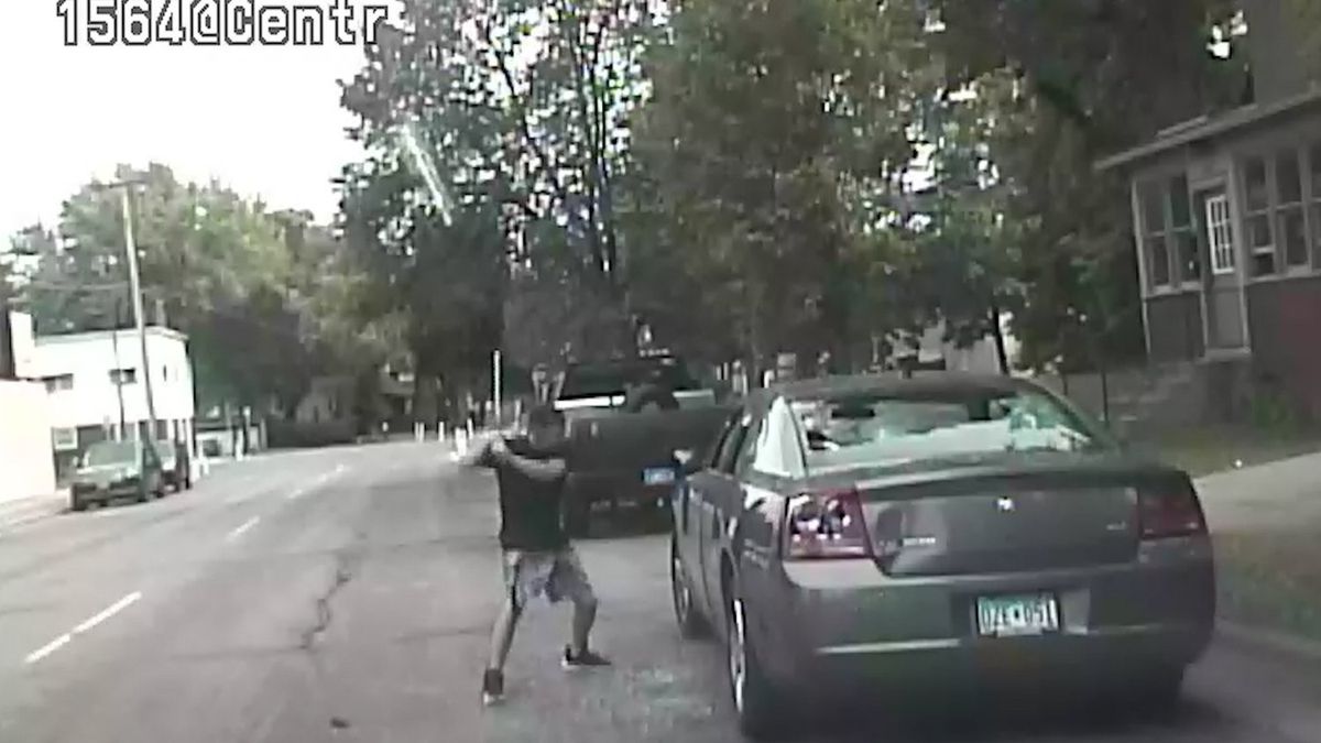 VIDEO: Squad Cam Captures Golf Club Assault