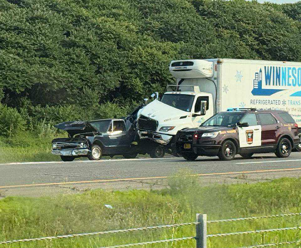 Woman Critically Hurt in Multi-Vehicle Eagan Crash